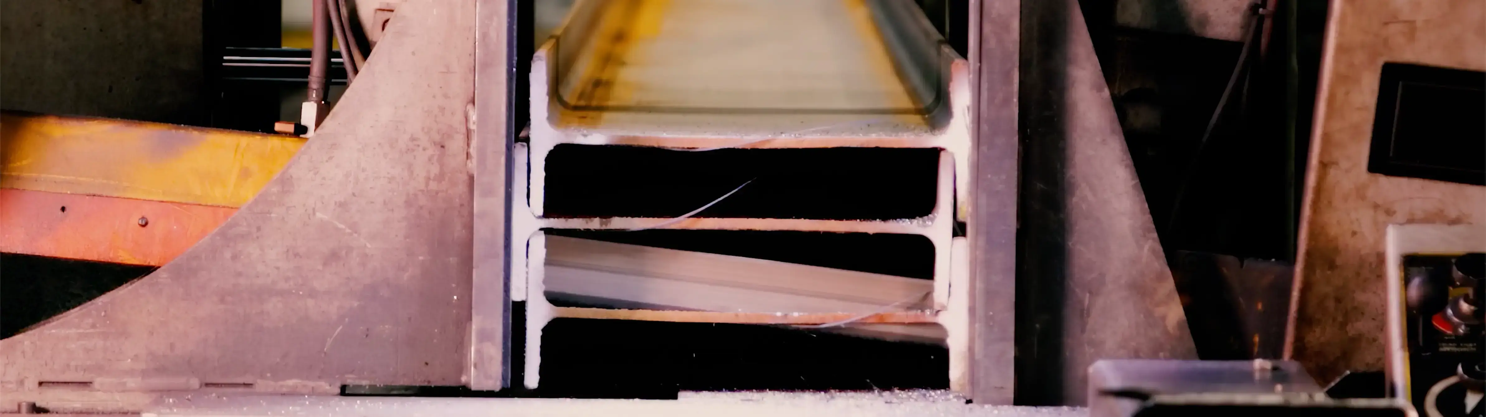 Band Sawing with Unist Minimum Quantity Lubrication (MQL)